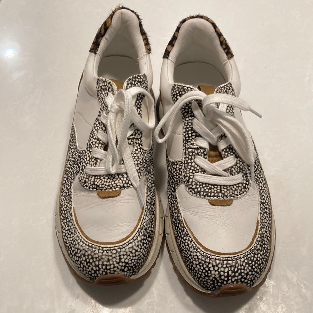 Animal Print Tennis Shoes Size 7